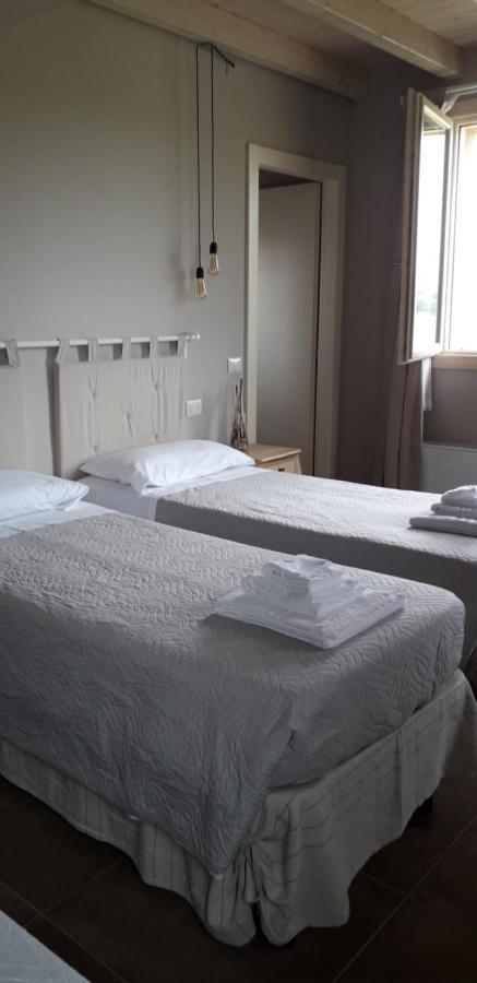 Agriturismo Vitae Fabbrico Екстериор снимка