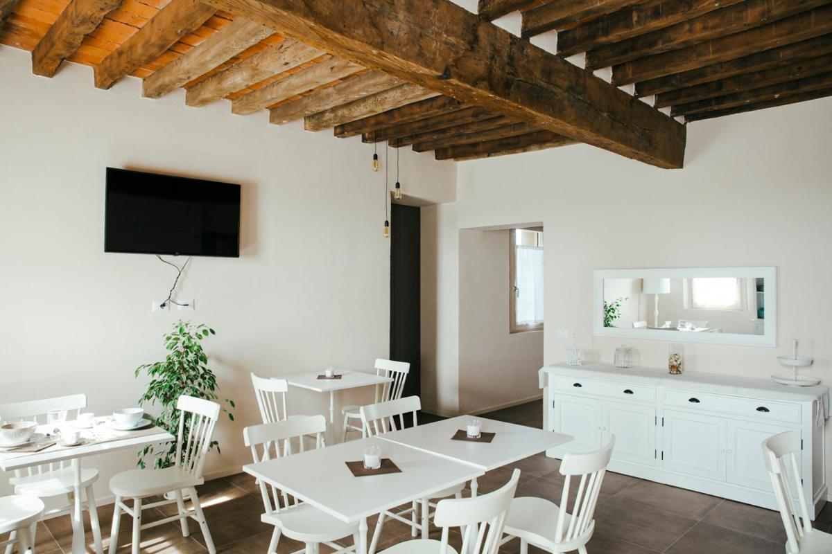 Agriturismo Vitae Fabbrico Екстериор снимка